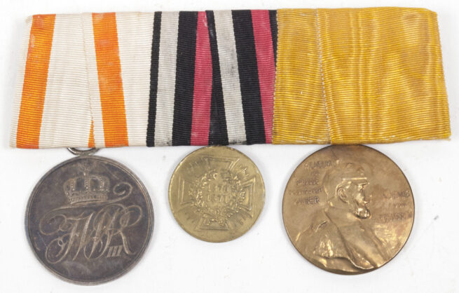 Allgemeines Ehrenzeichen 2. Klasse + 1871 Kriegsdenkmünze + Zentenaren medaille