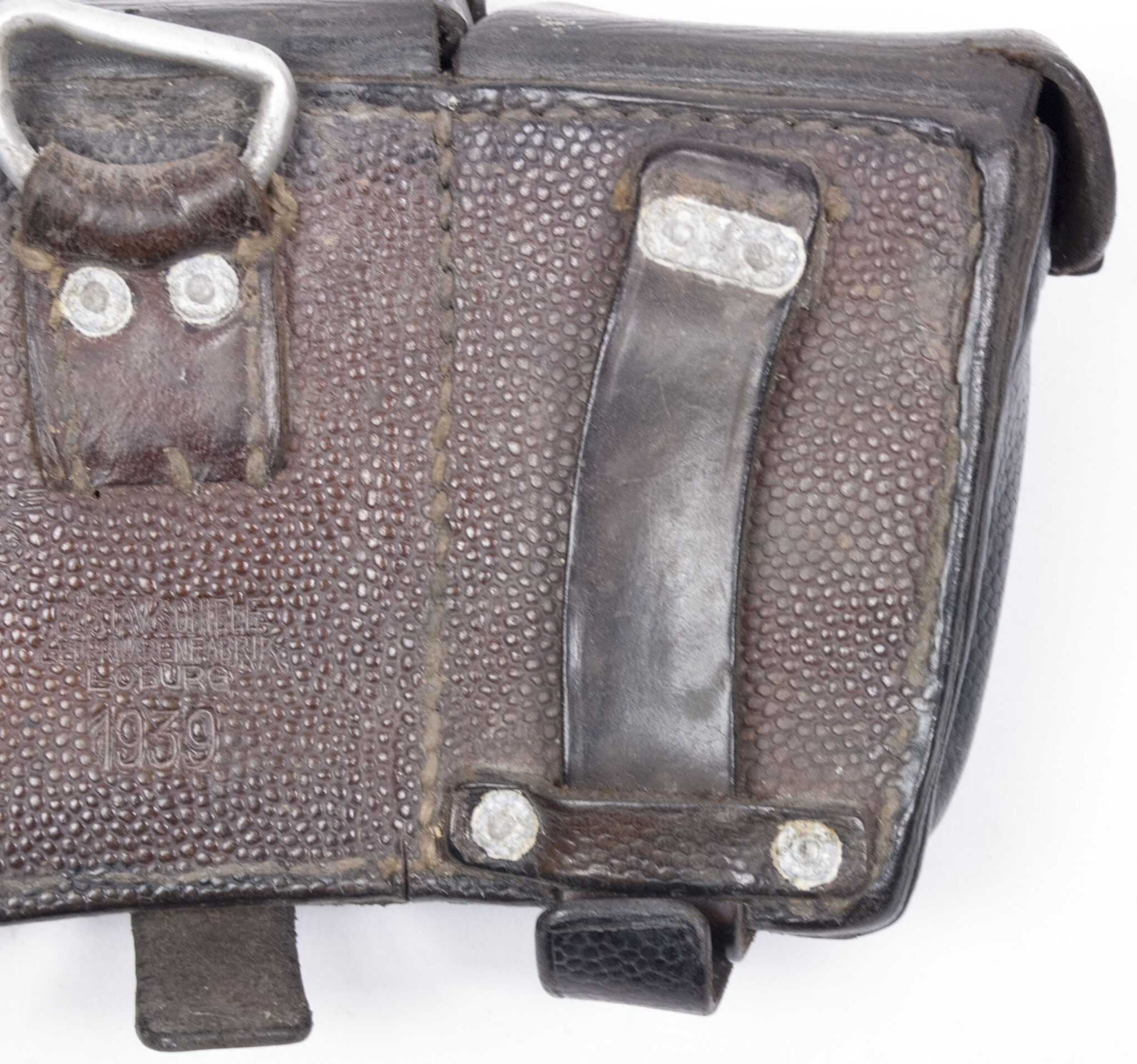 Kriegsmarine-KM-K98-Pouch-marked-Gustav-schele-Lederwarenfabrik-Loburg-1939