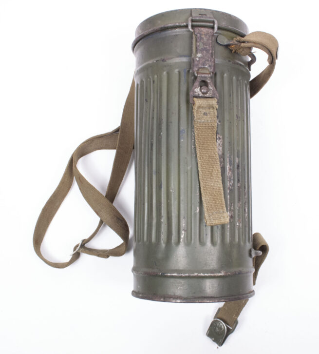 M29 gasmask in tall canister with all straps and Klarscheiben