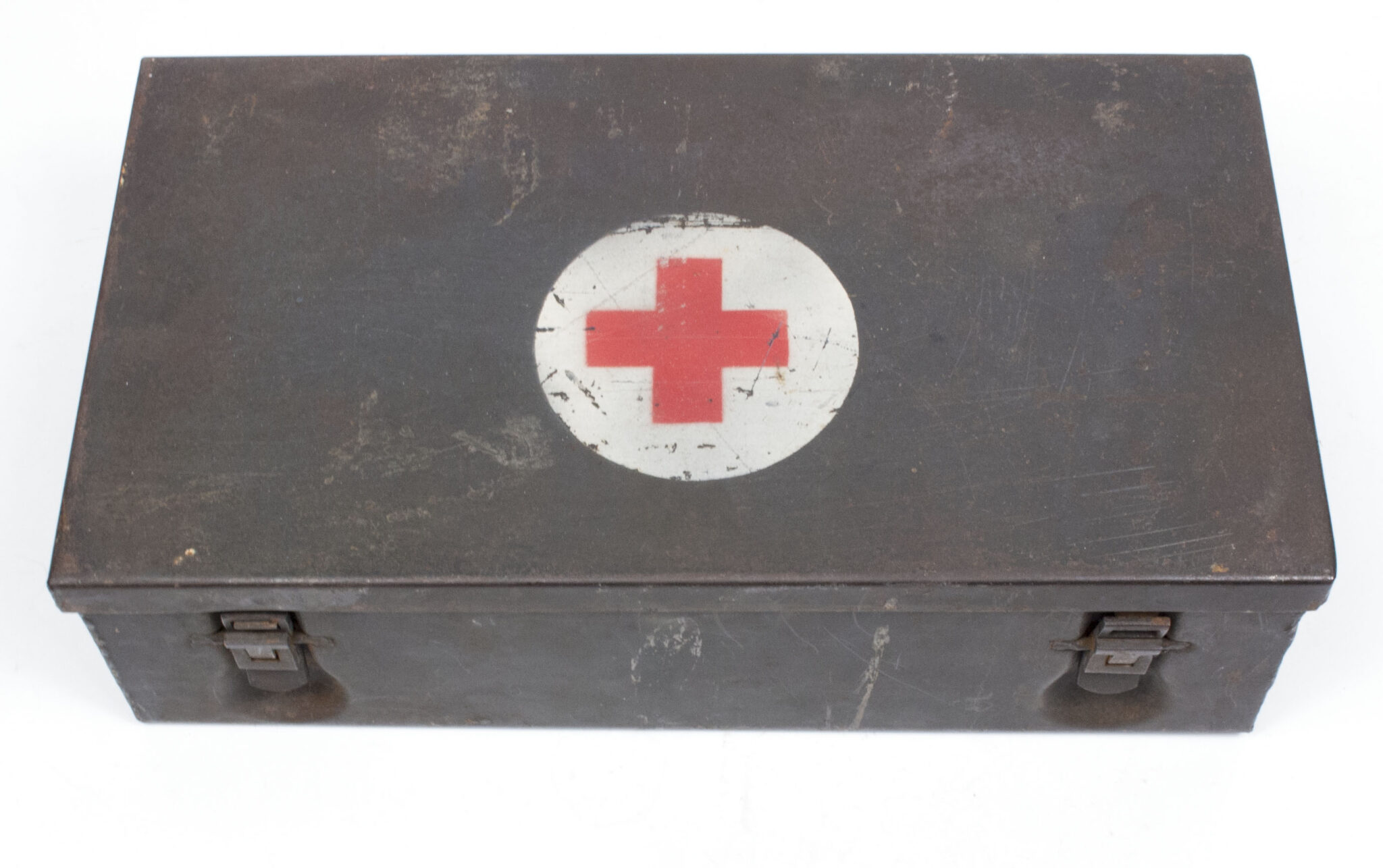 WWII-German-Red-Cross-Verbandkasten