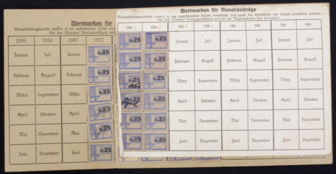 Reichskolonialbund Mitgliedsausweiss with stamps