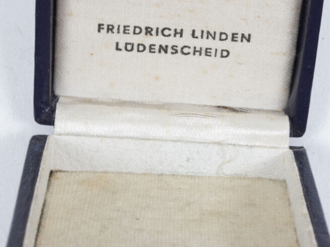 Mutterkeuz-Gold-case-Motherscross-gold-etui-Maker-Friedrich-Linden-Lüdenscheid