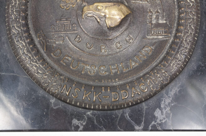 NSKK - DDAC Obersten Nationalen Sportbehörde (ONS) 2000 km durch Deutschland 1934 plaque + case