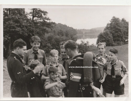 (Pressphoto) Unpublished Hitlerjugend camp/group photo (18 x 13 centimeters)