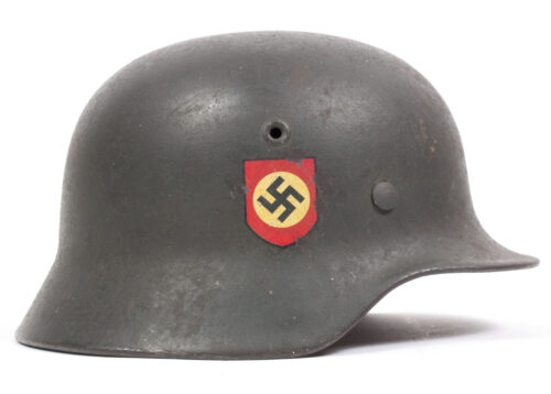 Early-ET62-M35-Polizei-double-decal-steel-helmet
