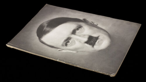 (Book) Adolf Hitler - Ein Mann und sein Volk (1935)