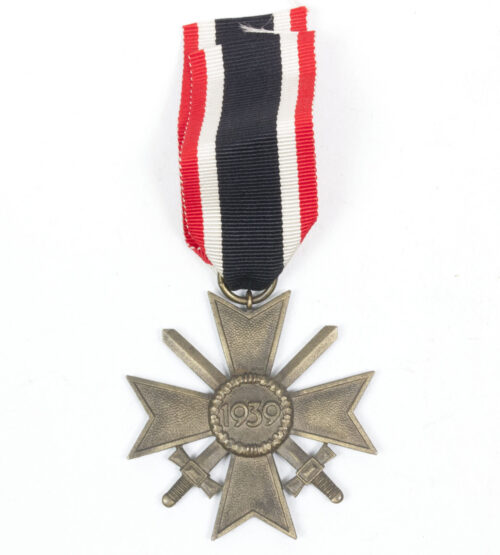 Kriegsverdienstkreuz (KVK) mit Schwerter War Merit Cross with swords