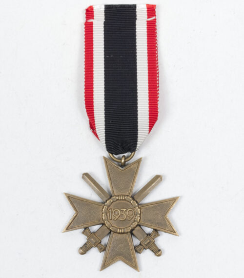 Kriegsverdienstkreuz (KVK) mit Schwerter / War Merit Cross with swords