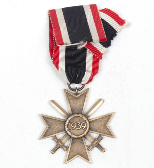 Kriegsverdienstkreuz (KVK) mit Schwerter / War Merit Cross with swords