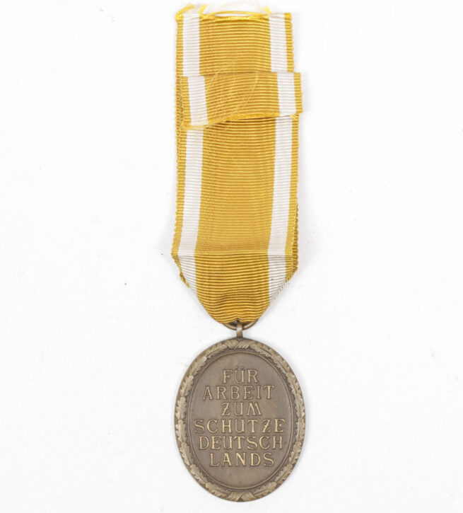 Deutsches Schutzwall Ehrenzeichen / Westwal medal