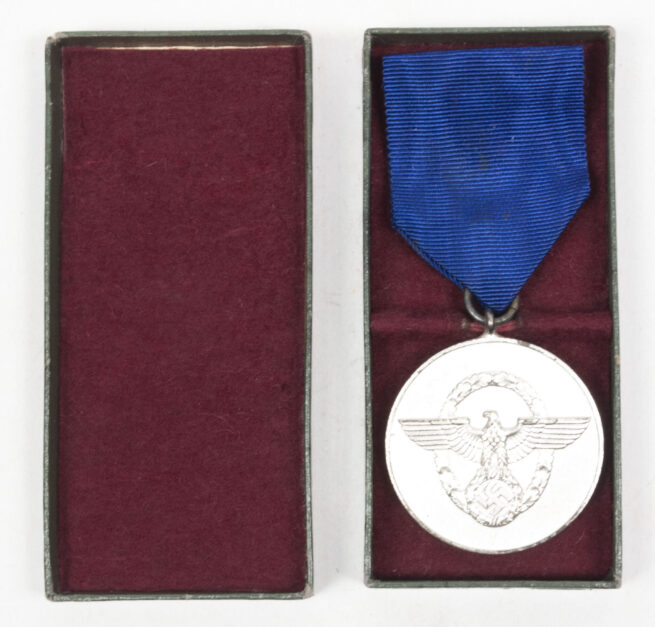 Polizei Dienstauszeichnung 8 Jahre mit Etui Police 8 Years service medal + case (1)