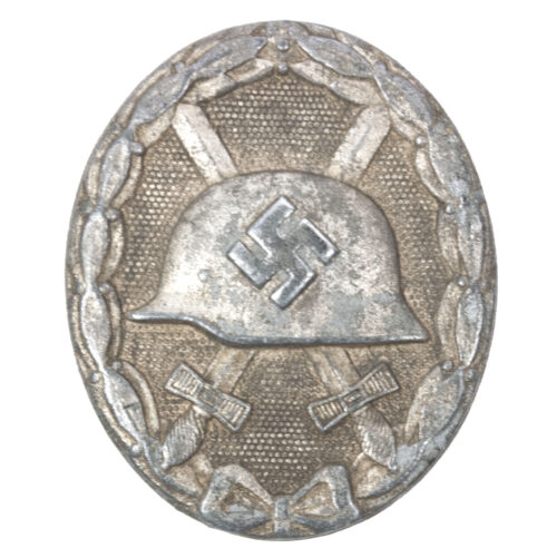 Verwundetenabzeichen silber (VWA) Woundbadge in silver “L13” (maker Paul Meybauer)