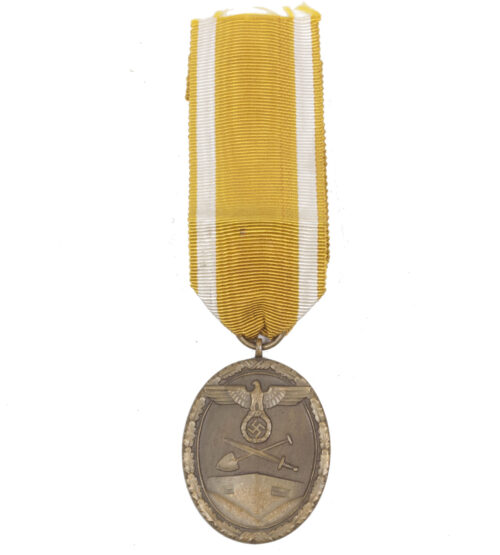 Deutsches Schutzwall Ehrenzeichen / Westwal medal