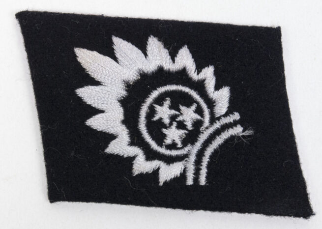 Waffen-SS Latvian collar tab 15th Waffen-Gren.-Division der SS Lett.Nr.1