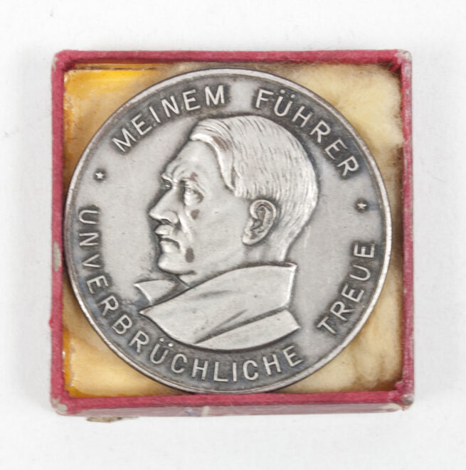Non-portable-cased-plaque-Zur-Erinnerung-an-die-Vereidigung-der-Pol.-Leiter-des-Gaues-Westfalen-Süd-am-25.2-1.