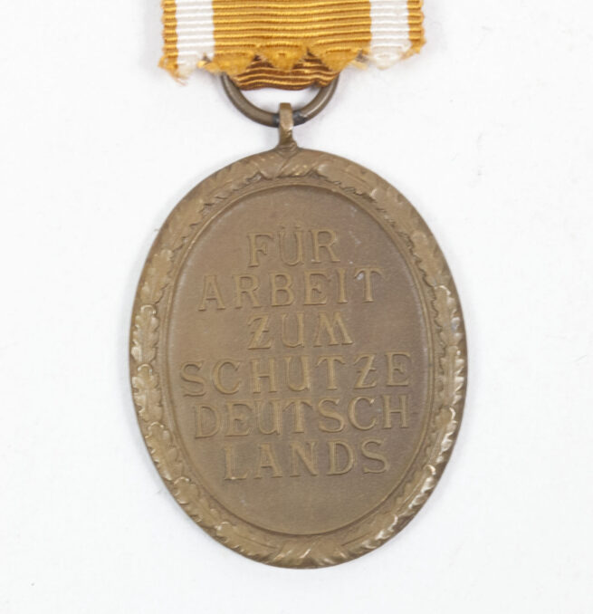 Deutsches-Schutzwall-Ehrenzeichen-Westwall-medal-Tüte-Bag-by-Carl-Poellath-Schrobenhausen