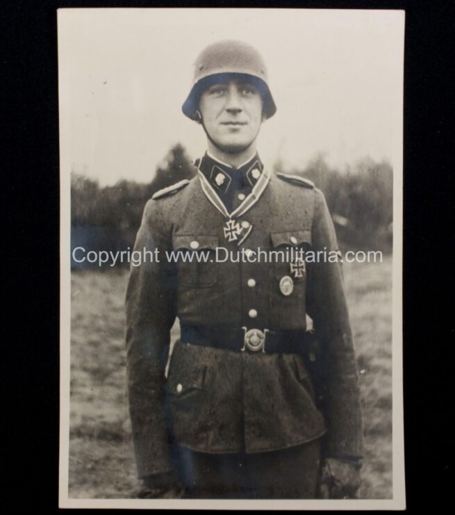 (Photo) SS Totenkopf SS-Oberführer Walter Bestmann Knights Cross awarding photo's