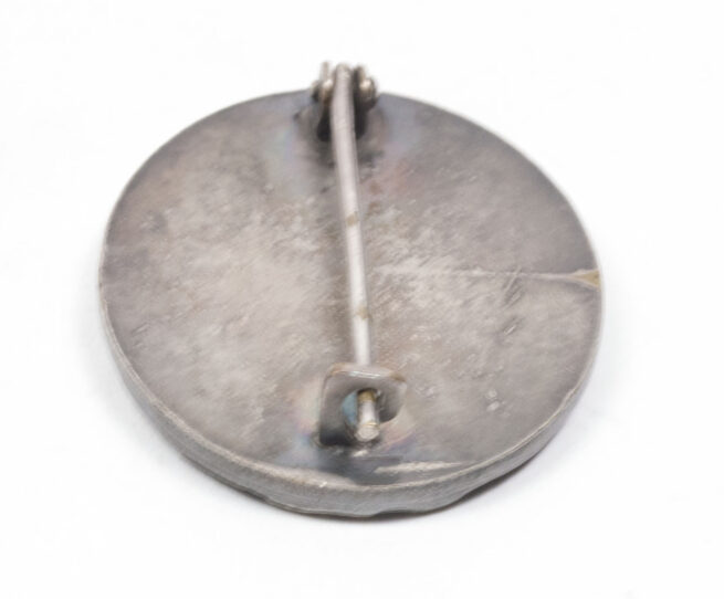 Cased Buntmetal silver woundbadge (verwundetenabzeichen)