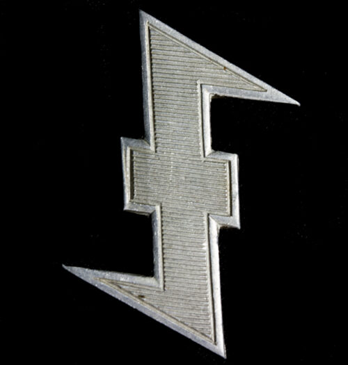 Dutch SS Germanic SS Visorcap Wolfsangel insignia - rare