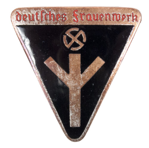 Deutsches Frauenwerk memberbadge (RZM M1153 Friedrich Orth Wien)