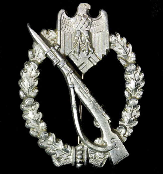 Infanterie Sturmabzeichen (ISA) bronze Infantry Assault Badge (IAB) (Maker Gebrüder Wegerhof)