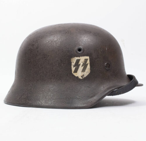 Q64 Waffen-SS single decal M40 helmet