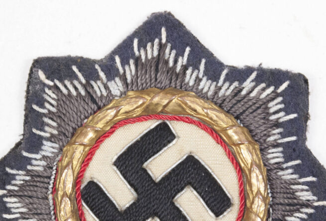 Deutsches Kreuz in Gold (DKIG) Luftwaffe cloth version