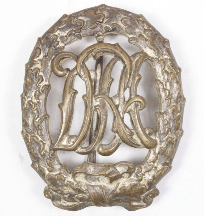 Deutsches Reichsabzeichen für Leibesübungen in silver (DRA) (maker Wernstein)