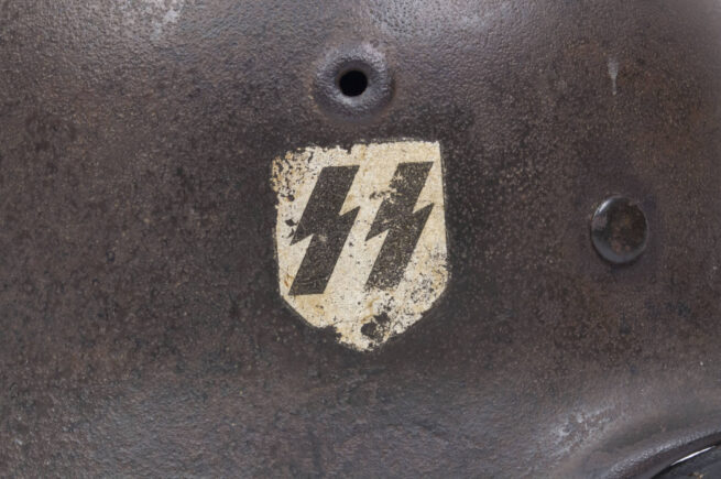 Q64 Waffen-SS single decal M40 helmet