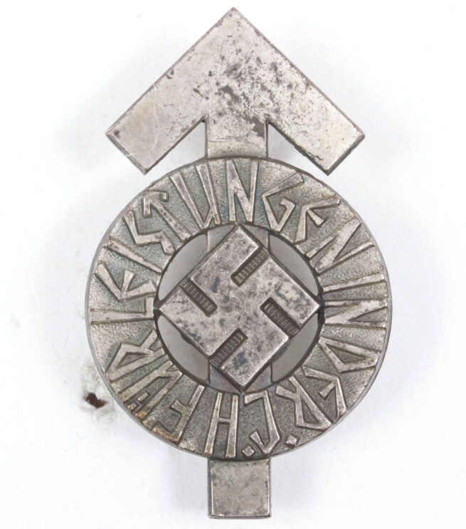 Hitlerjugend (HJ) Leistungsabzeichen in silver #260394 (Maker RZM M135)