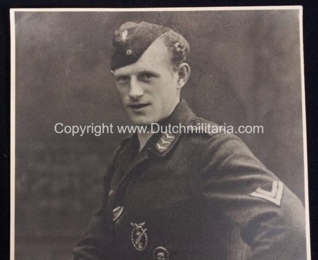 (Photo) Large Luftwaffe Flak portrait (30x 22 cm)