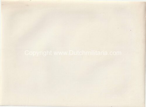 (Pressphoto) Der Grosstransporter Me323 wird mit einem LKW-Anhänger beladen