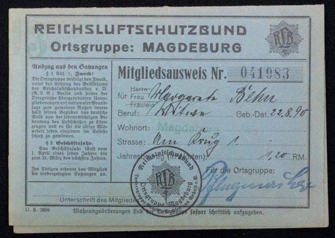 Reichsluftschutzbund Ortsgruppe Magedeburg Mitgliedsausweis - (Mother and Daughter)