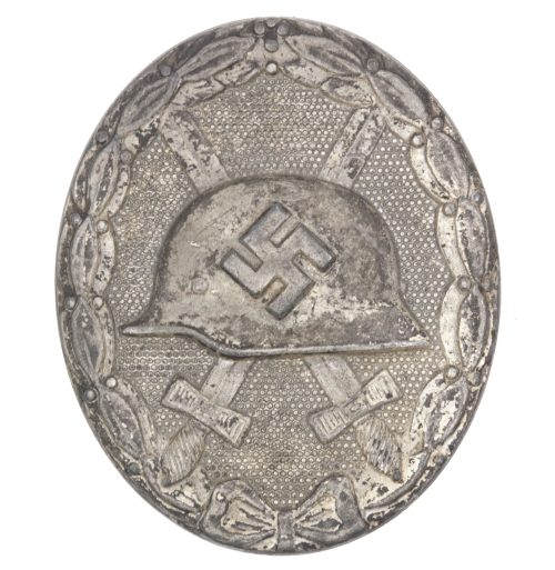 Verwundetenabzeichen silber (VWA) Woundbadge in silver “30 (Maker Hauptmünzamt Wien)