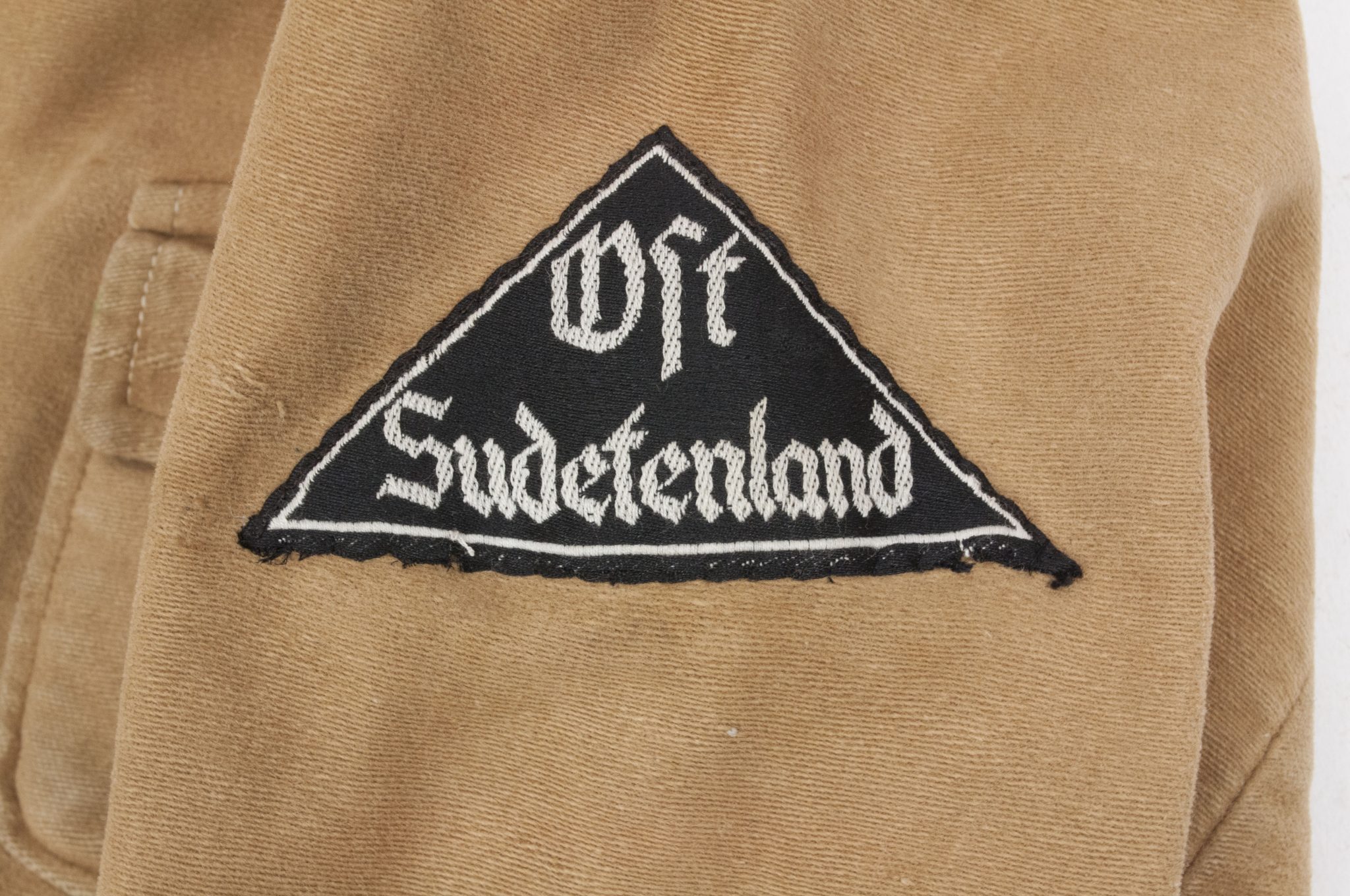 Bund Deutsche Mädel (BDM) Klettervest “Ost Sudetenland” - Image 36