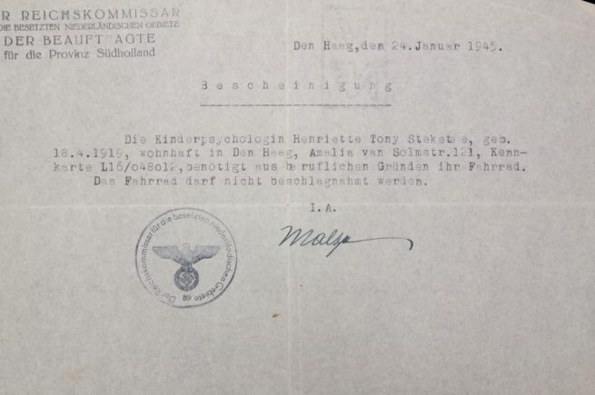 (Document) Bescheinigung Fahrrad Den Haag January 1945