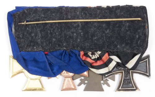 German WWII Medalbar with EK2, FEK, Treue dienst Kreuz, Polizei Dienstauszeichnung 25 Jahre