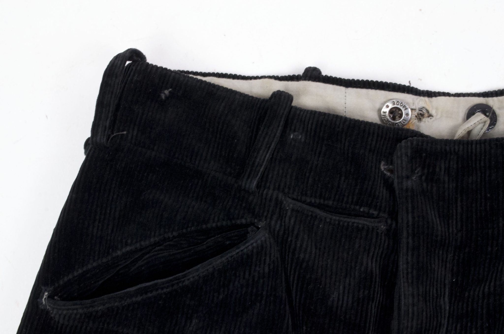 Hitlerjugend (HJ) / Deutsche Jugend (DJ) Braunhemd / Brown shirt Ost Sudetenland + HJ shorts - Image 13