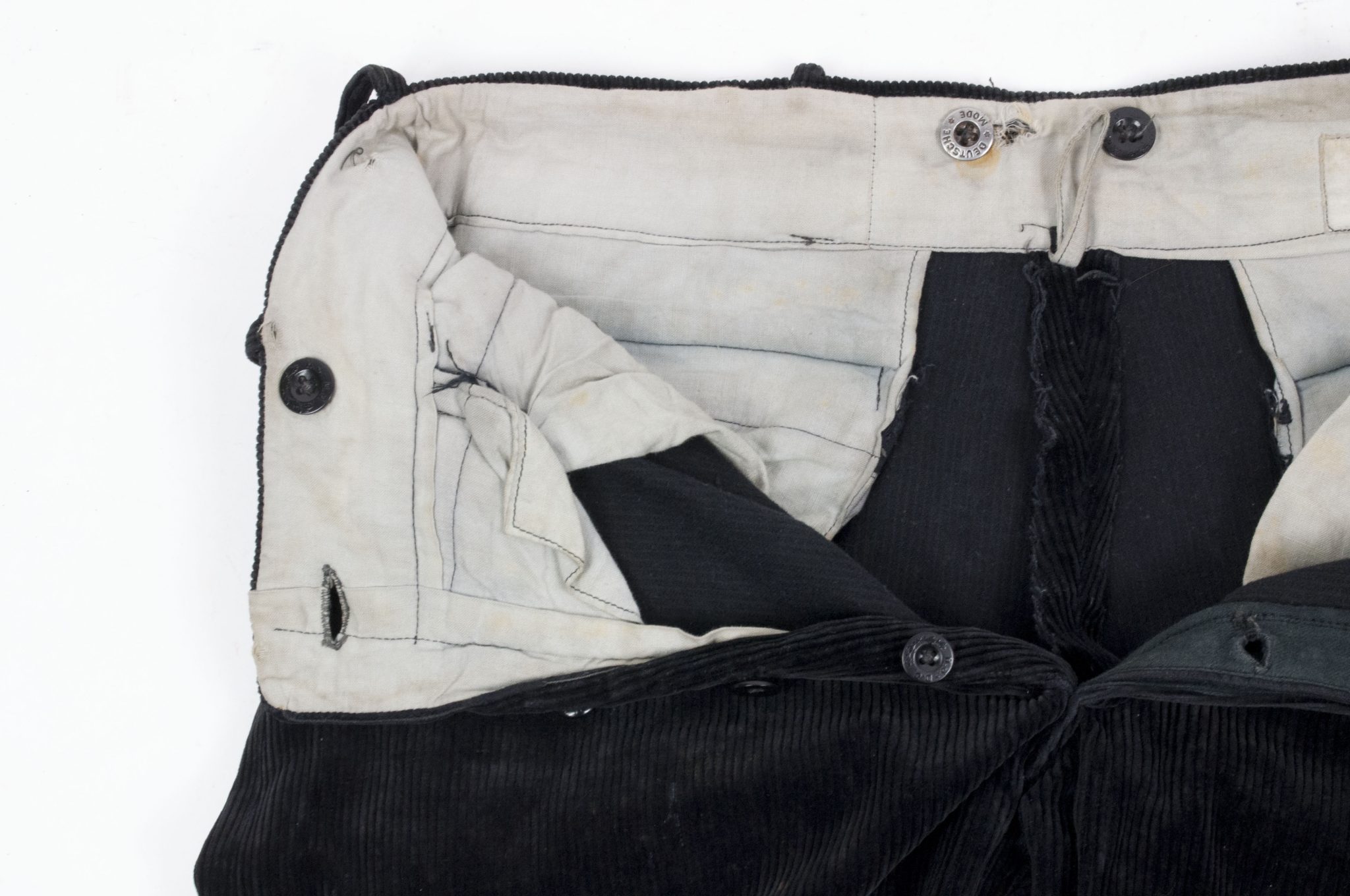 Hitlerjugend (HJ) / Deutsche Jugend (DJ) Braunhemd / Brown shirt Ost Sudetenland + HJ shorts - Image 16