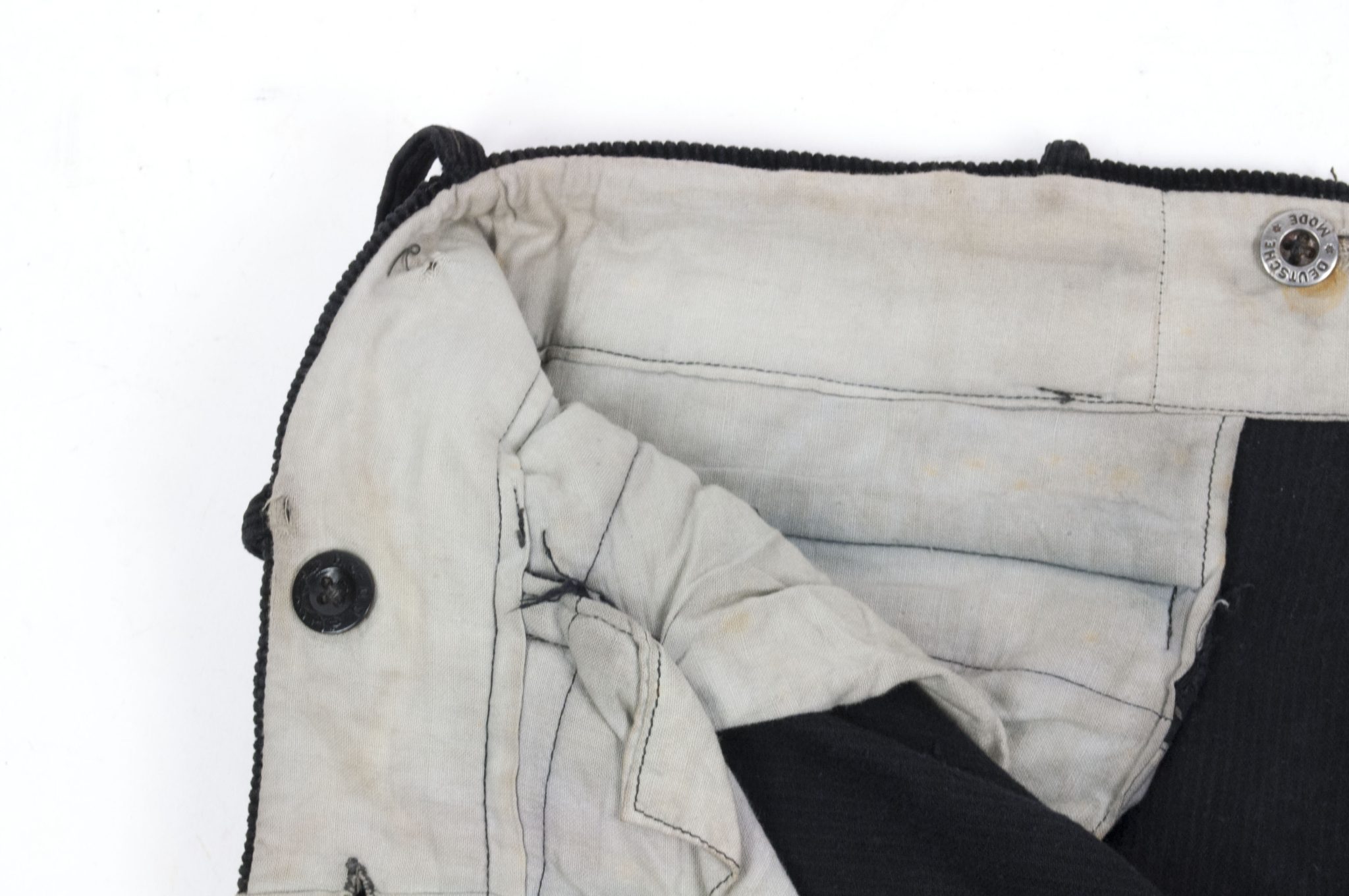 Hitlerjugend (HJ) / Deutsche Jugend (DJ) Braunhemd / Brown shirt Ost Sudetenland + HJ shorts - Image 19