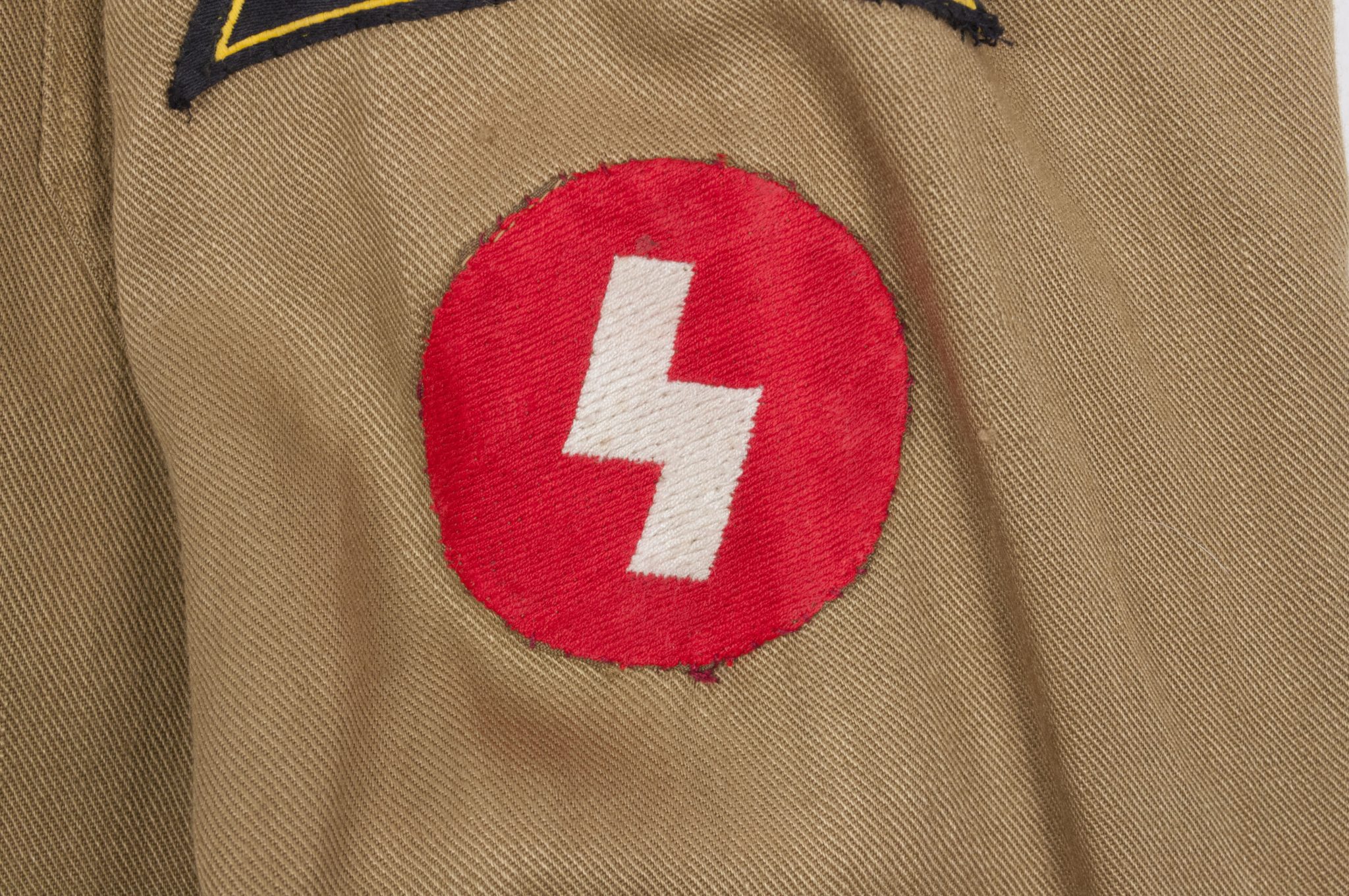 Hitlerjugend (HJ) / Deutsche Jugend (DJ) Braunhemd / Brown shirt Ost Sudetenland + HJ shorts - Image 51