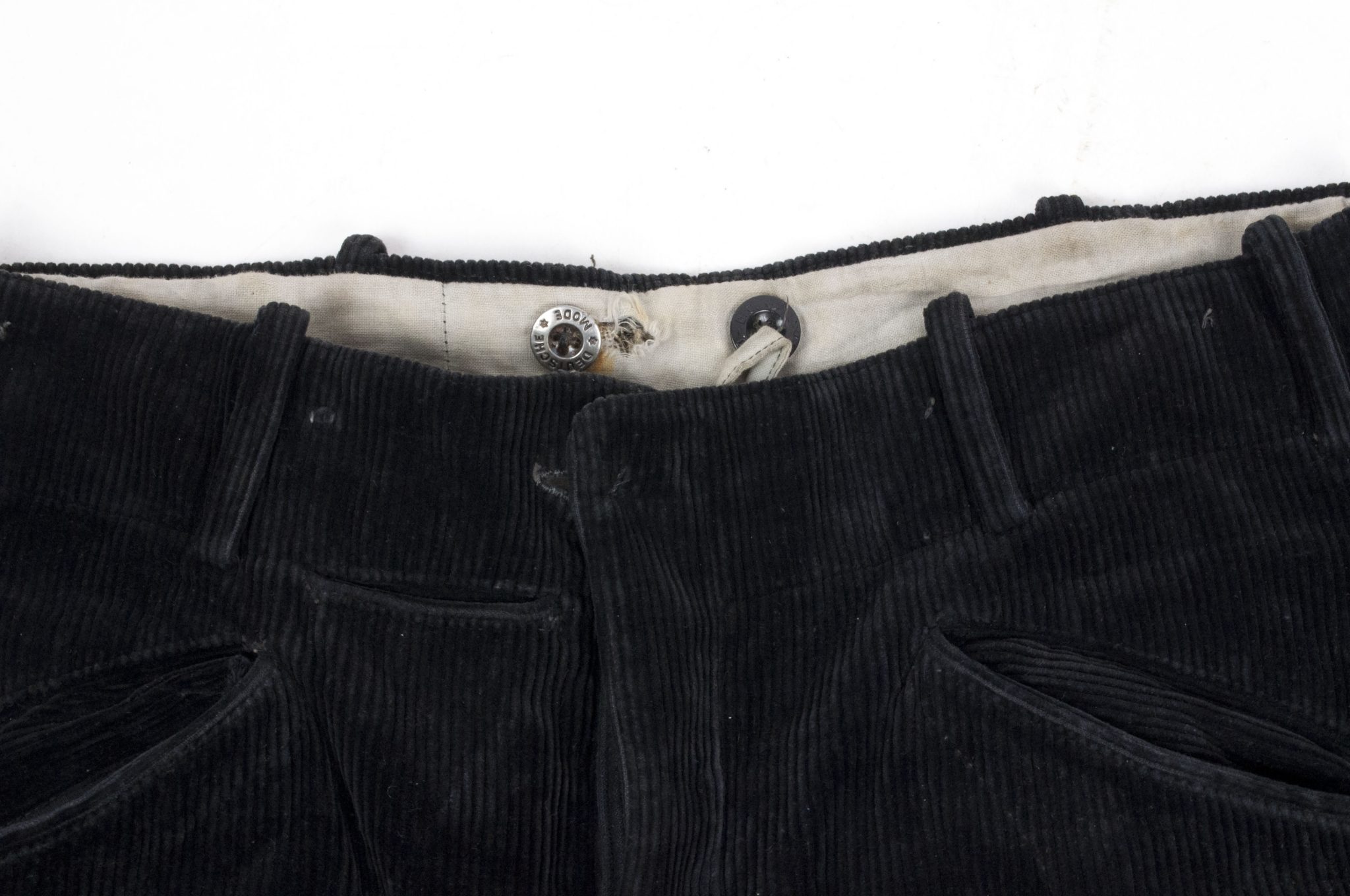 Hitlerjugend (HJ) / Deutsche Jugend (DJ) Braunhemd / Brown shirt Ost Sudetenland + HJ shorts - Image 9