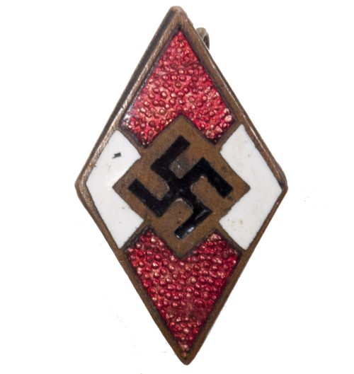 Hitlerjugend (HJ) Memberbadge by RZM maker M136 (Berg & Nolte AG, Lüdenscheid)
