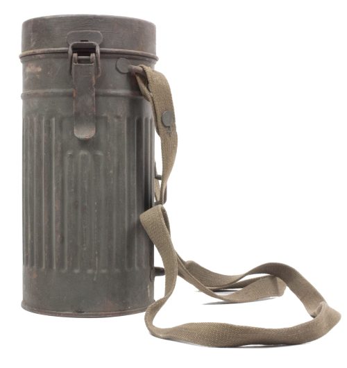 Luftschutz gasmask + canister