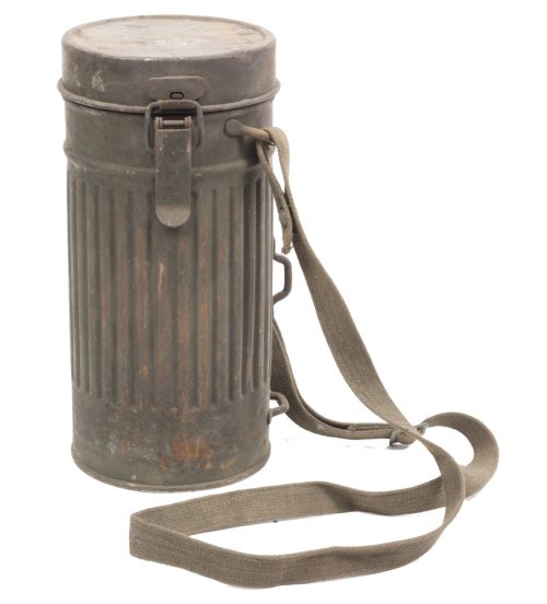 Luftschutz gasmask + canister