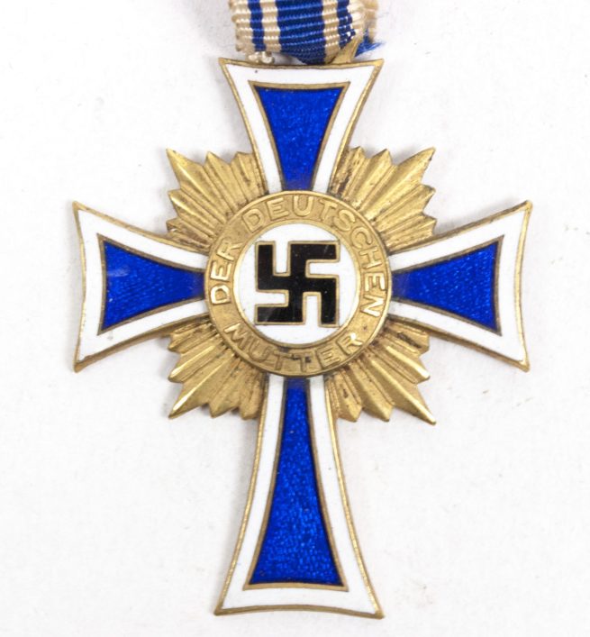 Mutterkreuz Motherscross gold medal