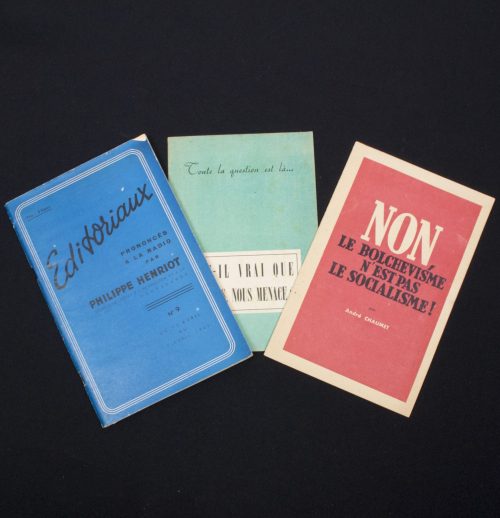(Brochures) French Vichy related WWII brochures Editoriaux pronoces a la radio par Philippe Henriot, Non, Le Bolchevisme n'est pas le socialisme!, Coute la question est la...