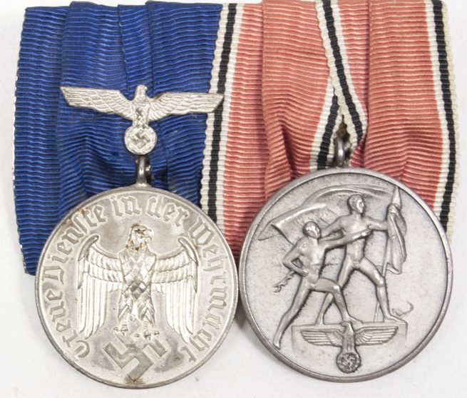 German medalbar with Wehrmacht Dienstauszeichnung 4 Jahre + Anschlussmedaille