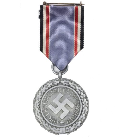 Luftschutz Ehrenzeichen 2. Stufe (Air Raid Medal)