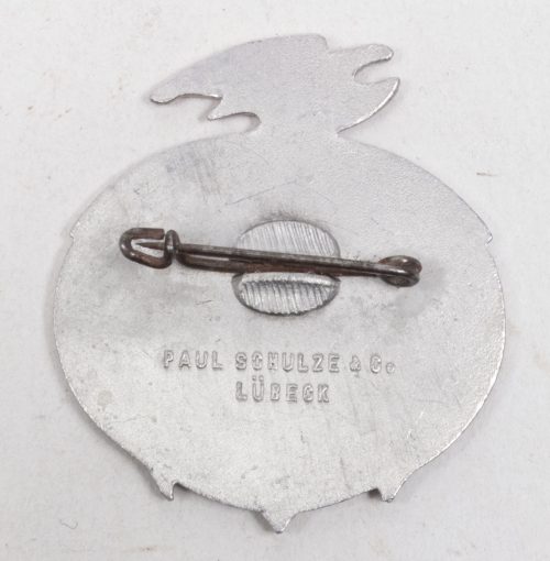 Seefahrt ist Not 1935 abzeichen (Maker Paul Schulze & Co Lübeck)